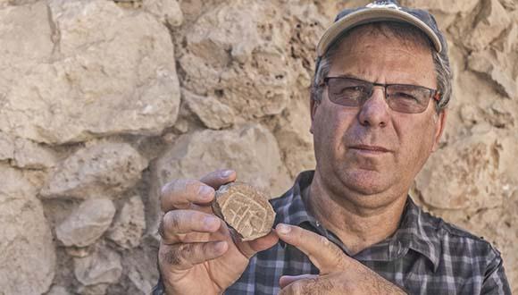 הפקידים שהטביעו חותם בעיר דוד הפקידים שהטביעו חותם בעיר דוד